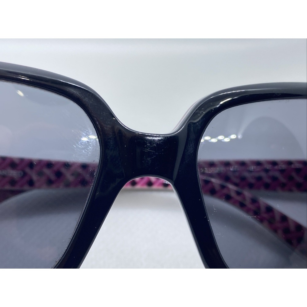 Vera Bradley Polarized Sunglasses Pink Elephants With Blue Floral Case - Picture 6 of 10